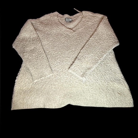 Anthropologie Gray Taupe Fuzzy V neck Oversized Pullover sweater size Medium - Picture 4 of 9